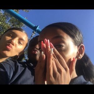 Meet your Posher, Fatima